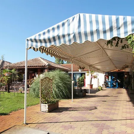 L'etoile Bleue Hotel